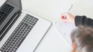 Perché affidare la propria comunicazione a un copywriter freelance?